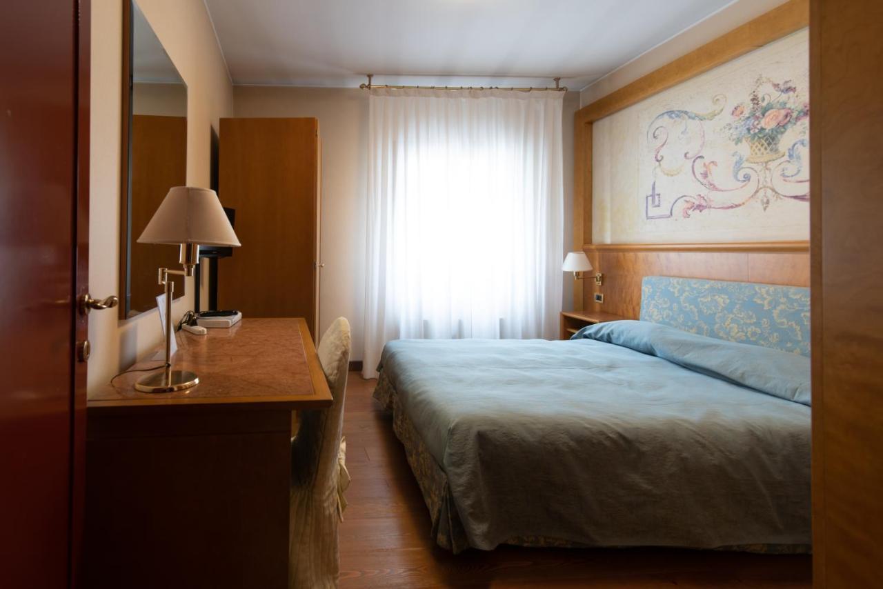 Residence La Fenice Padoue Extérieur photo