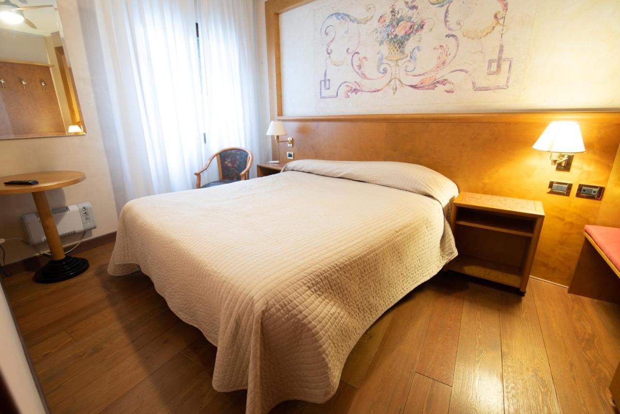 Residence La Fenice Padoue Extérieur photo
