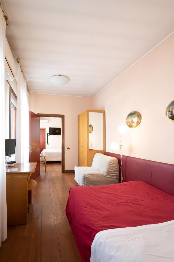 Residence La Fenice Padoue Extérieur photo